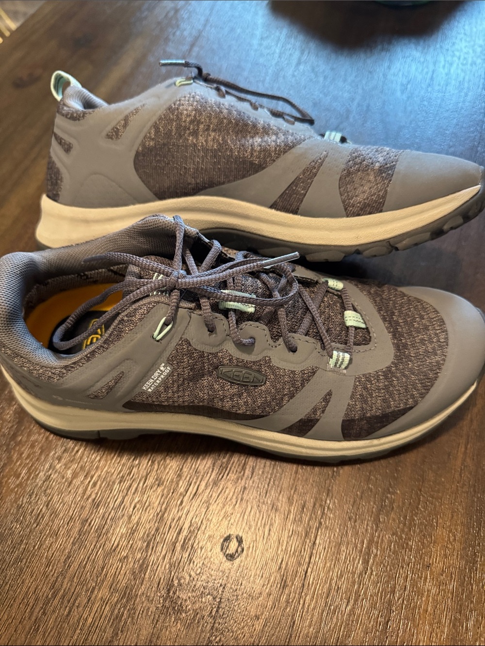 EUC Keen “explore” waterproof hiking boots